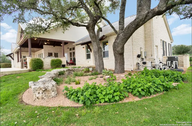 $2,999,000 | 769 Pacific Place, Spring Branch, TX 78070
