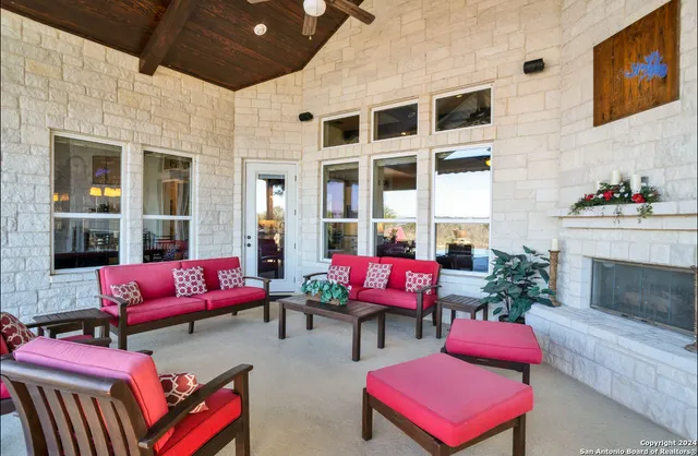 $2,999,000 | 769 Pacific Place, Spring Branch, TX 78070