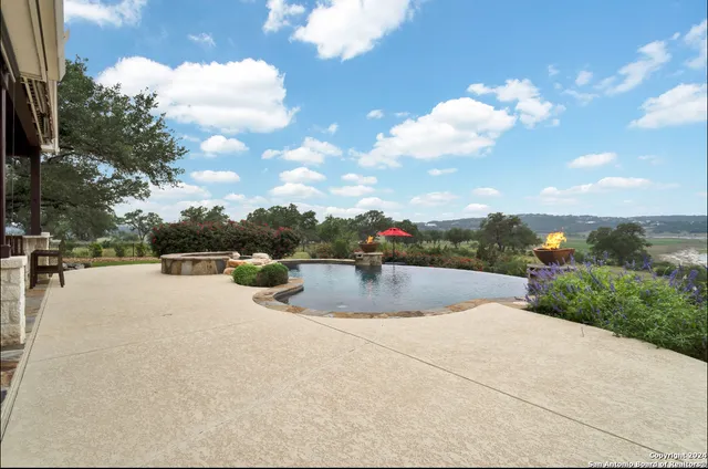 $2,999,000 | 769 Pacific Place, Spring Branch, TX 78070