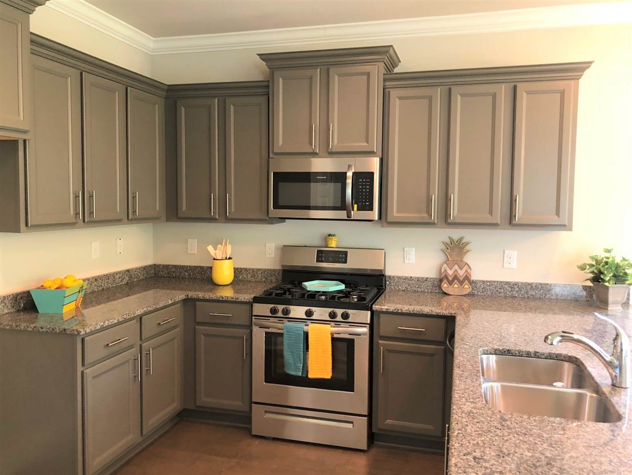 23958 Cottage Loop Orange Beach, AL 36561 - Photo 10 of 28 Gas Range
