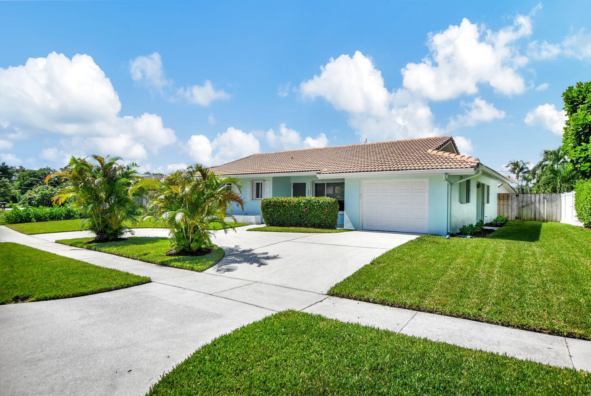 465 Northwest 13th Drive Boca Raton, FL 33486 - Photo 1 of 32 15-web-or-mls-DSC_0466