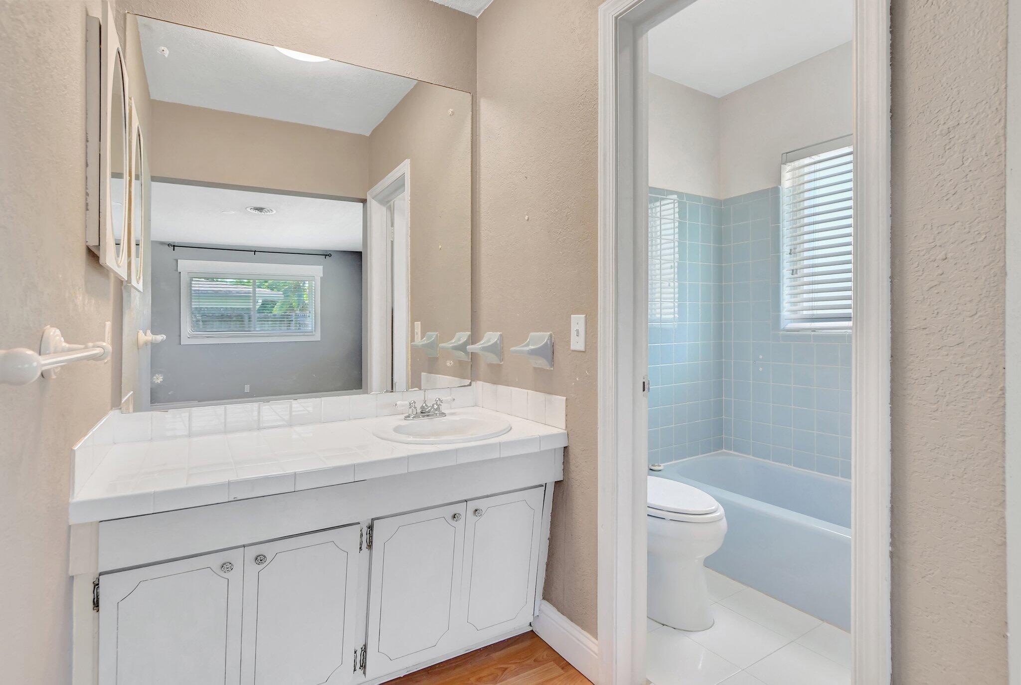 465 Northwest 13th Drive Boca Raton, FL 33486 - Photo 17 of 32 37-web-or-mls-DSC_0606