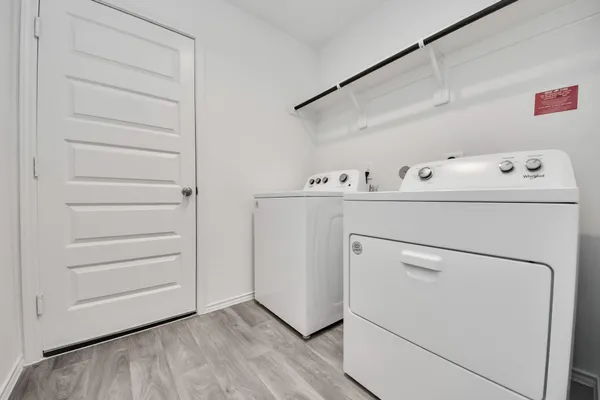 $2,100 | 2227 Laurel Bloom Lane, Sealy, TX 77474