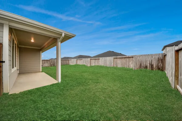 $2,100 | 2227 Laurel Bloom Lane, Sealy, TX 77474