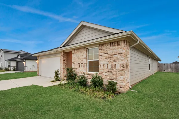 $2,100 | 2227 Laurel Bloom Lane, Sealy, TX 77474