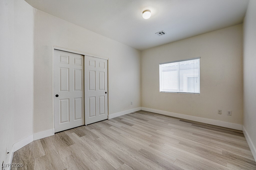 10443 Alpine Edge Avenue Las Vegas, NV 89129 - Photo 11 of 17