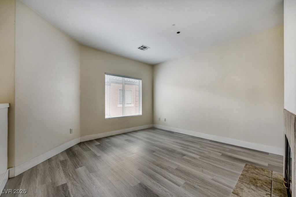 10443 Alpine Edge Avenue Las Vegas, NV 89129 - Photo 10 of 17