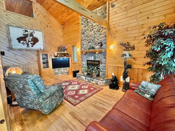 $550,000 | 29724 387 Street, Waubun, MN 56589