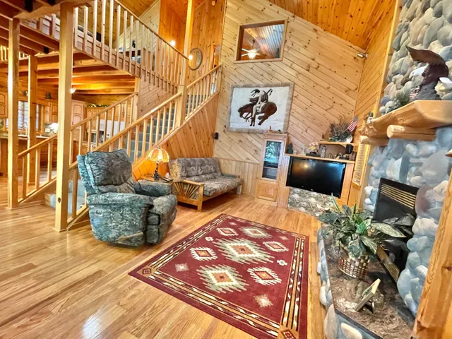 $575,000 | 29724 387 Street, Waubun, MN 56589