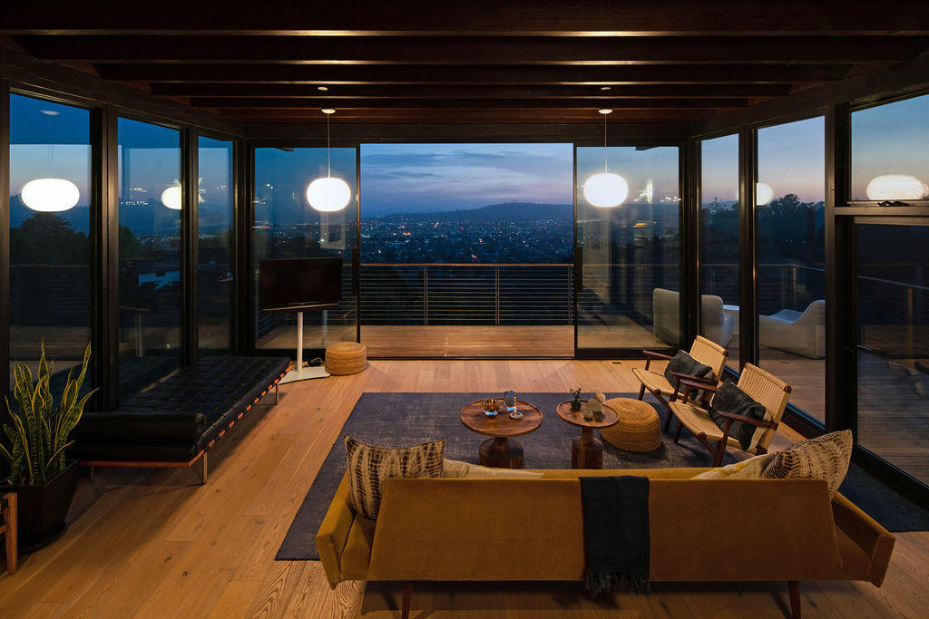 81 Chase Drive Santa Barbara, CA 93108 - Photo 20 of 22 a room with wooden floor and outdoor seating