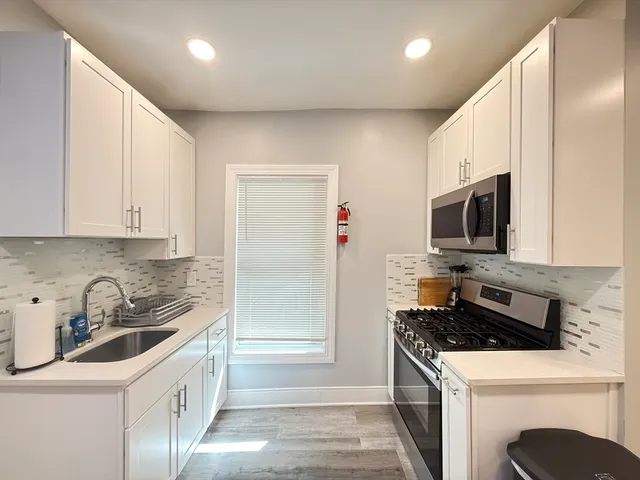 $1,800 | 302 Copeland Street, Unit 302, Quincy, MA 02169