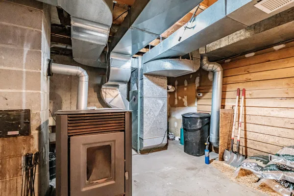 $550,000 | 32 Leander Harmon Road, Harrison, ME 04040