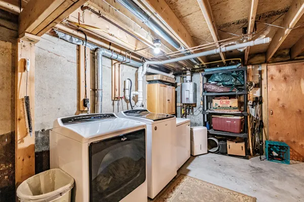 $550,000 | 32 Leander Harmon Road, Harrison, ME 04040