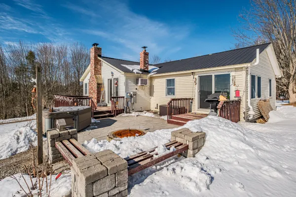 $550,000 | 32 Leander Harmon Road, Harrison, ME 04040