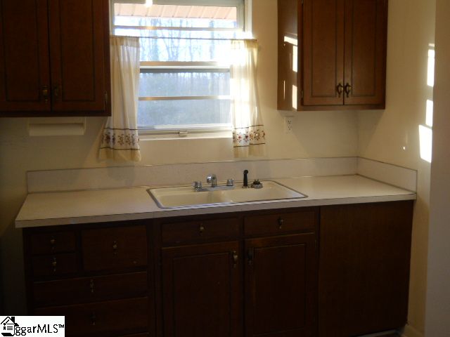 3851 Berry Mill Road Greer, SC 29651 - Photo 6 of 17