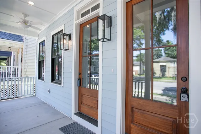 $2,950 | 1720 Barnard Street, Savannah, GA 31401