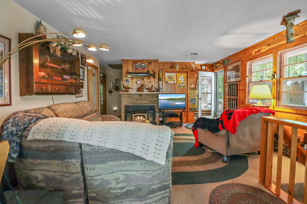 8234 Hull Road Eagle River, WI 54521 - Photo 10 of 28 Gallery Image 10