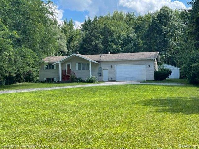 1181 West Moore Road Saginaw, MI 48601 - Photo 17 of 29 Gallery Image 17