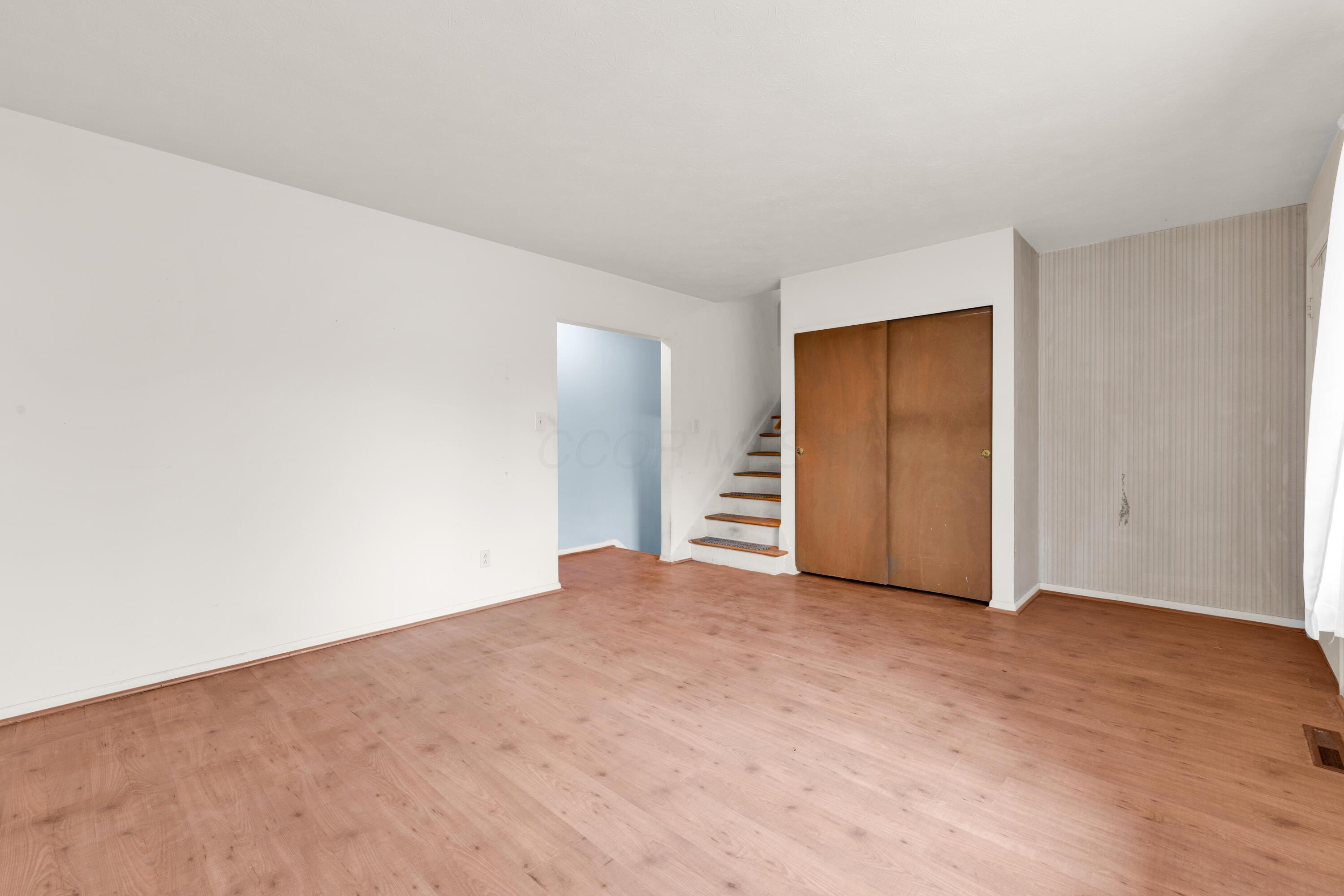 Living Rm 2