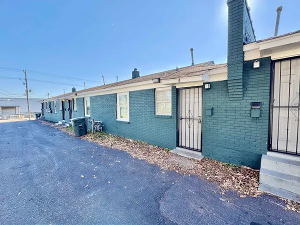 $449,999 | 1825 Castalia Street, Memphis, TN 38114