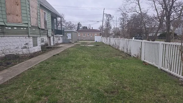 $79,900 | 738 West 103rd Street, Chicago, IL 60628