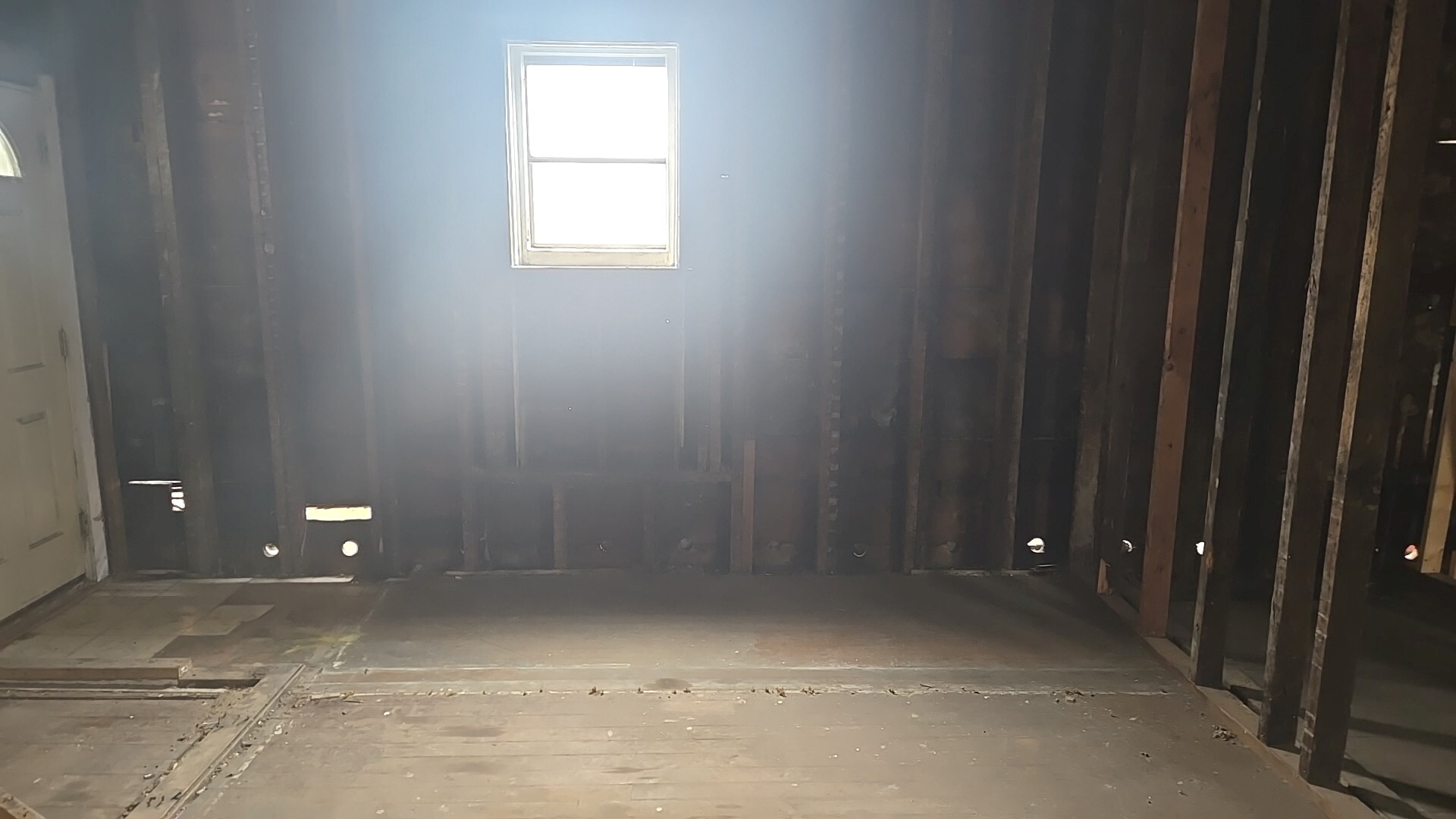 738 West 103rd Street Chicago, IL 60628 - Photo 8 of 20 a view of room with hallway