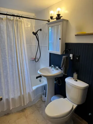 $299,900 | 110 East Chisholm Street, Duluth, MN 55803