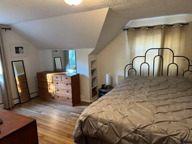 $299,900 | 110 East Chisholm Street, Duluth, MN 55803