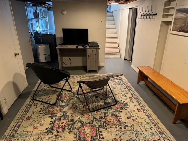 $299,900 | 110 East Chisholm Street, Duluth, MN 55803