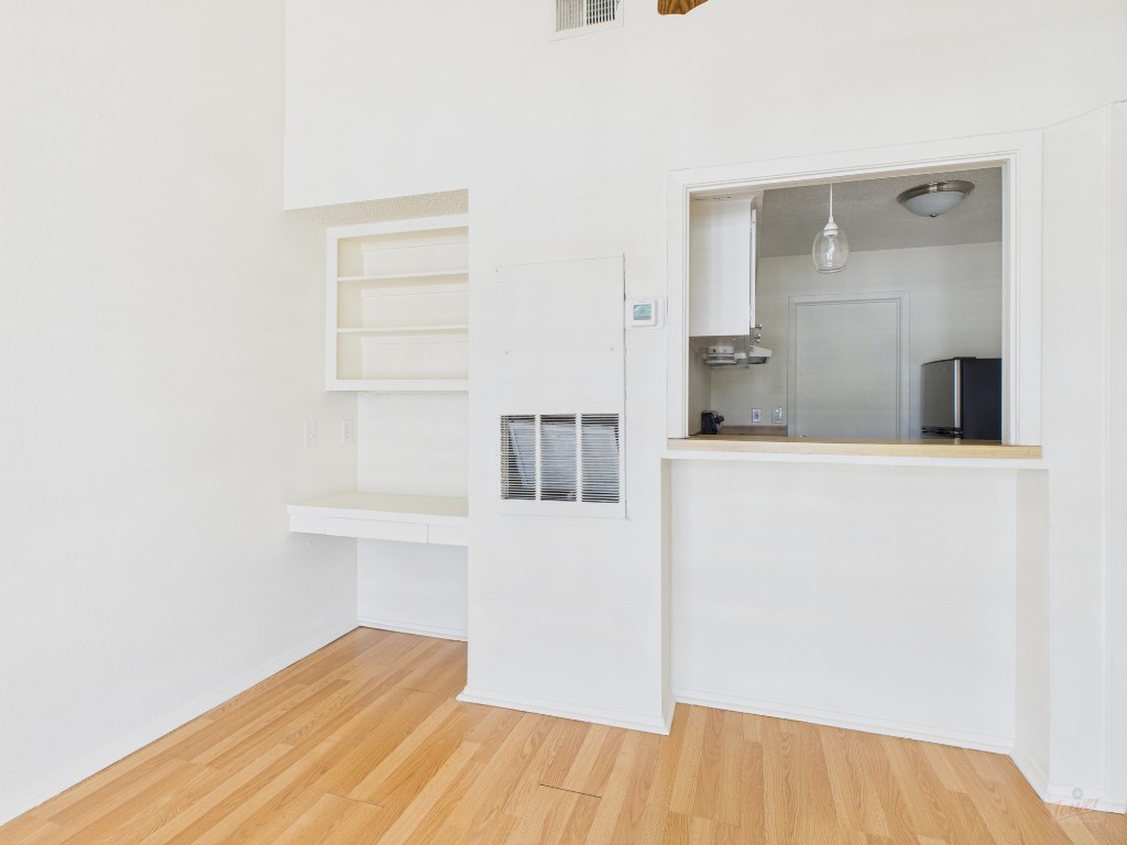 3000 Guadalupe Street, Unit 314 Austin, TX 78705 - Photo 4 of 12 a bathroom with a sink and a mirror