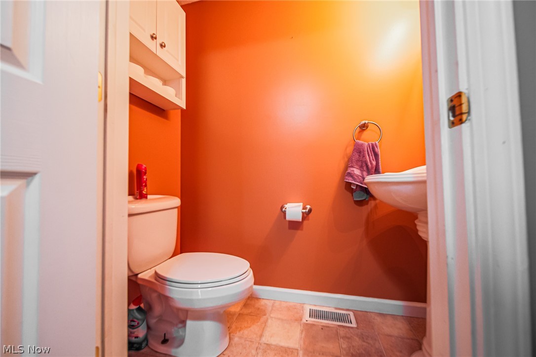 52 South Kansas Road Orrville, OH 44667 - Photo 8 of 13