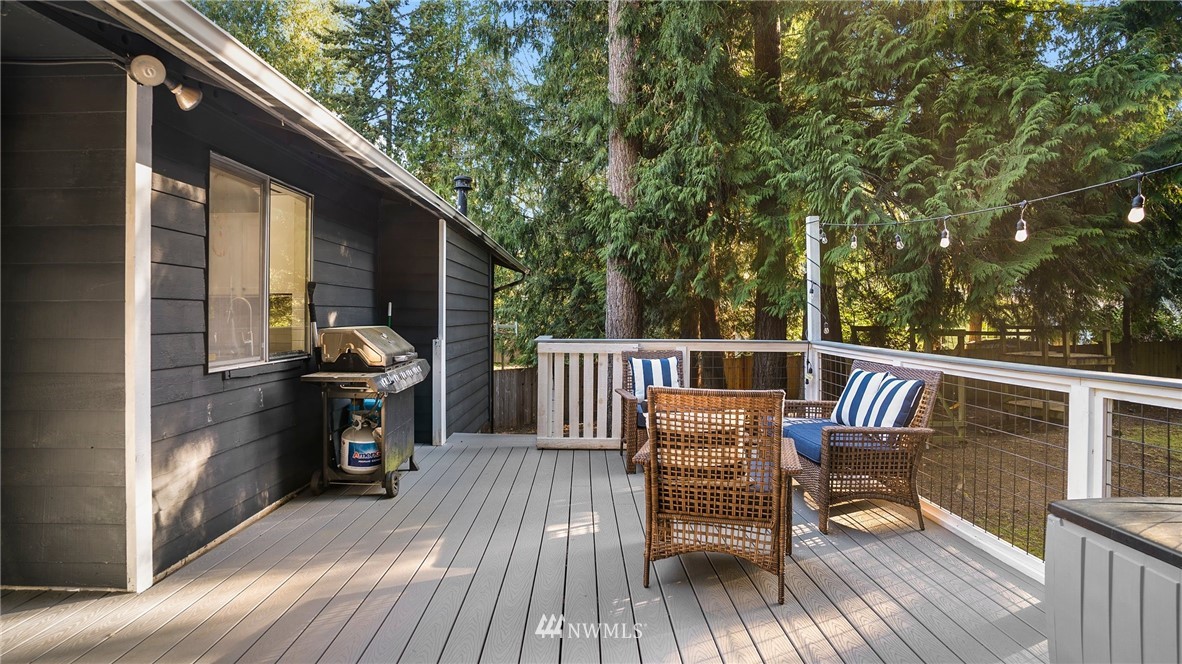 5903 147th Street Southwest Edmonds, WA 98026 - Photo 23 of 27 Gallery Image 23