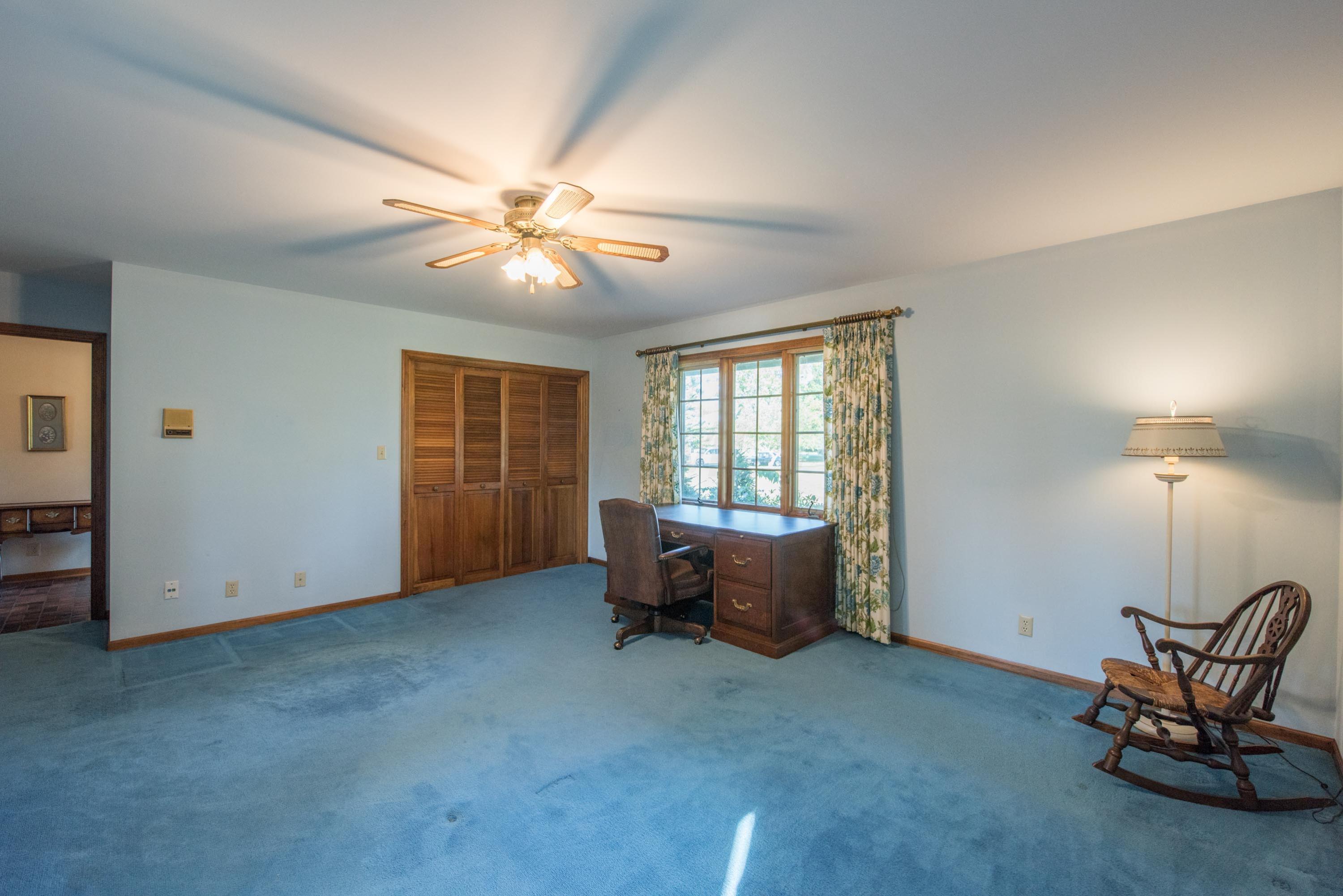 7159 Davis Road Hilliard, OH 43026 - Photo 17 of 43 Gallery Image 17