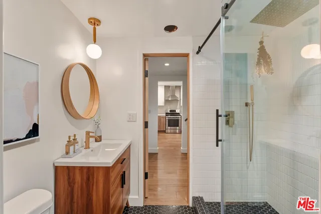 $1,195,000 | 10646 Ledeen Drive, Lakeview Terrace, CA 91342