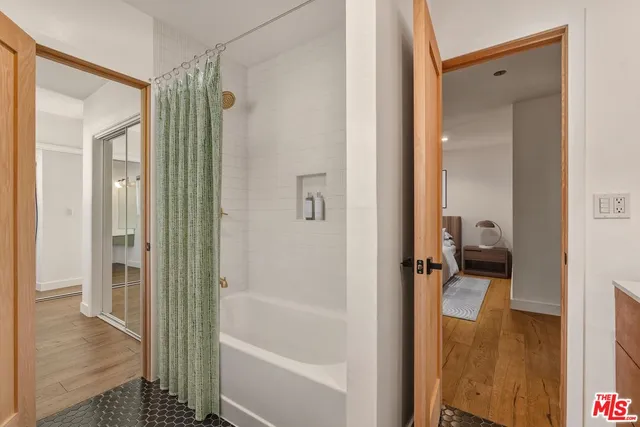 $1,195,000 | 10646 Ledeen Drive, Lakeview Terrace, CA 91342