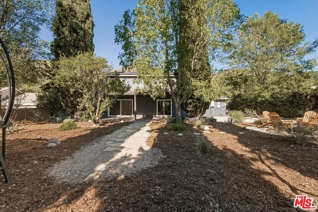 $1,195,000 | 10646 Ledeen Drive, Lakeview Terrace, CA 91342