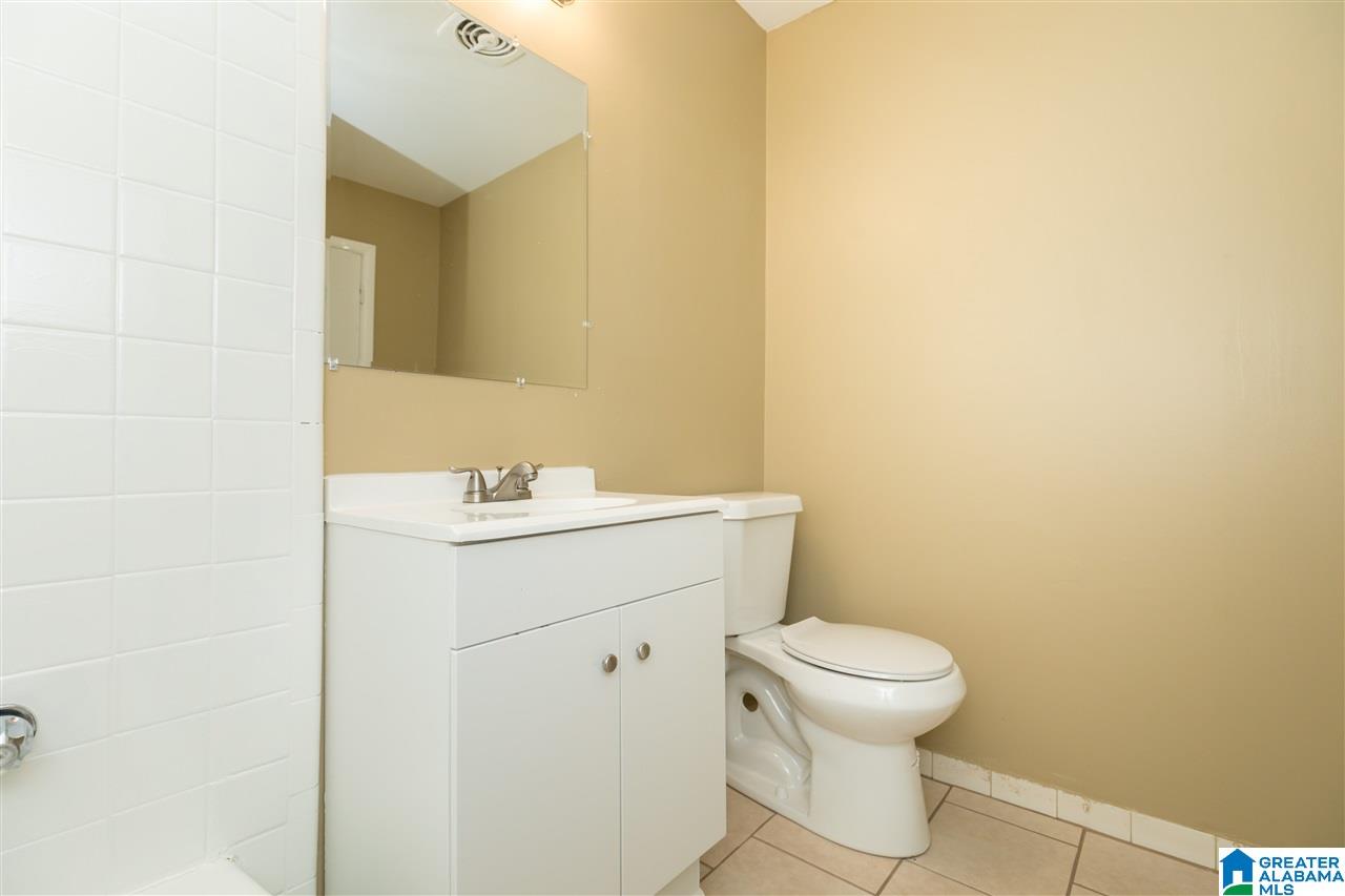 452 Burgundy Road Birmingham, AL 35215 - Photo 13 of 20