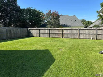 $325,000 | 10146 Glen View Avenue, Baton Rouge, LA 70809