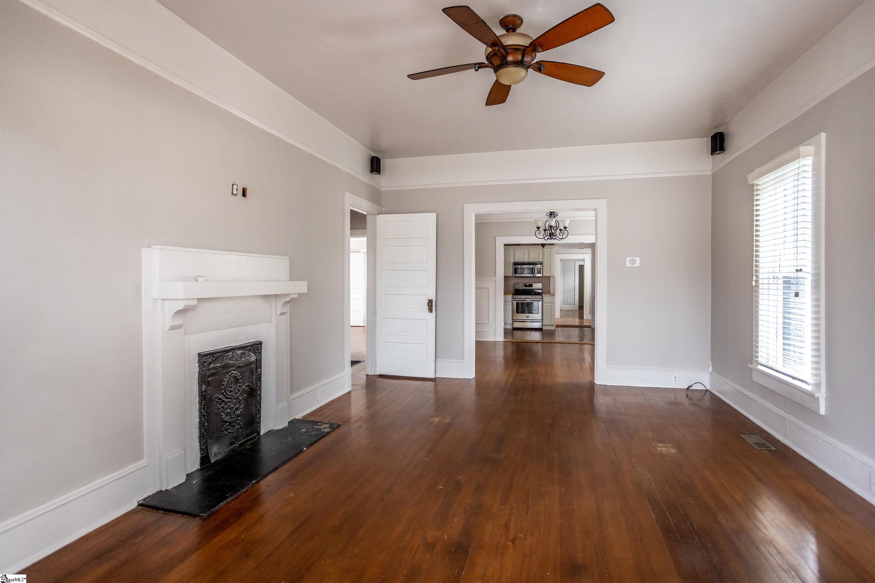 314 North Main Street Fountain Inn, SC 29644 - Photo 2 of 17