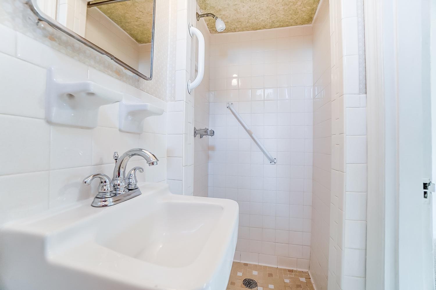 8557 Plainfield Road Cincinnati, OH 45236 - Photo 18 of 44 Gallery Image 18