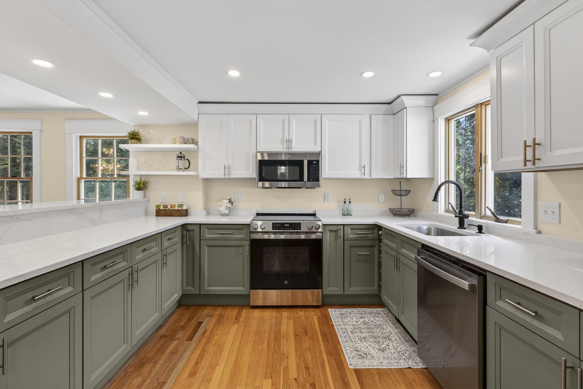 31 Old Blue Point Road Scarborough, ME 04074 - Photo 16 of 98 31_Old_Blue_Point_Rd_12