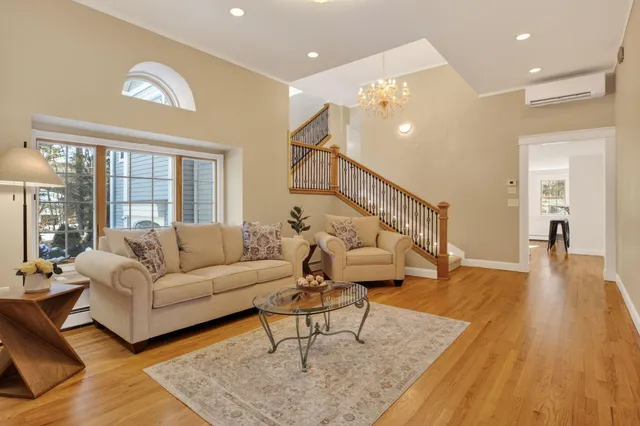 $1,530,000 | 31 Old Blue Point Road, Scarborough, ME 04074