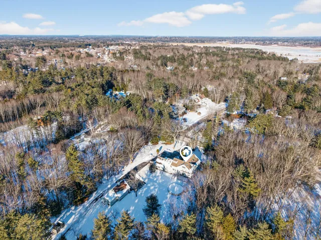 $1,530,000 | 31 Old Blue Point Road, Scarborough, ME 04074