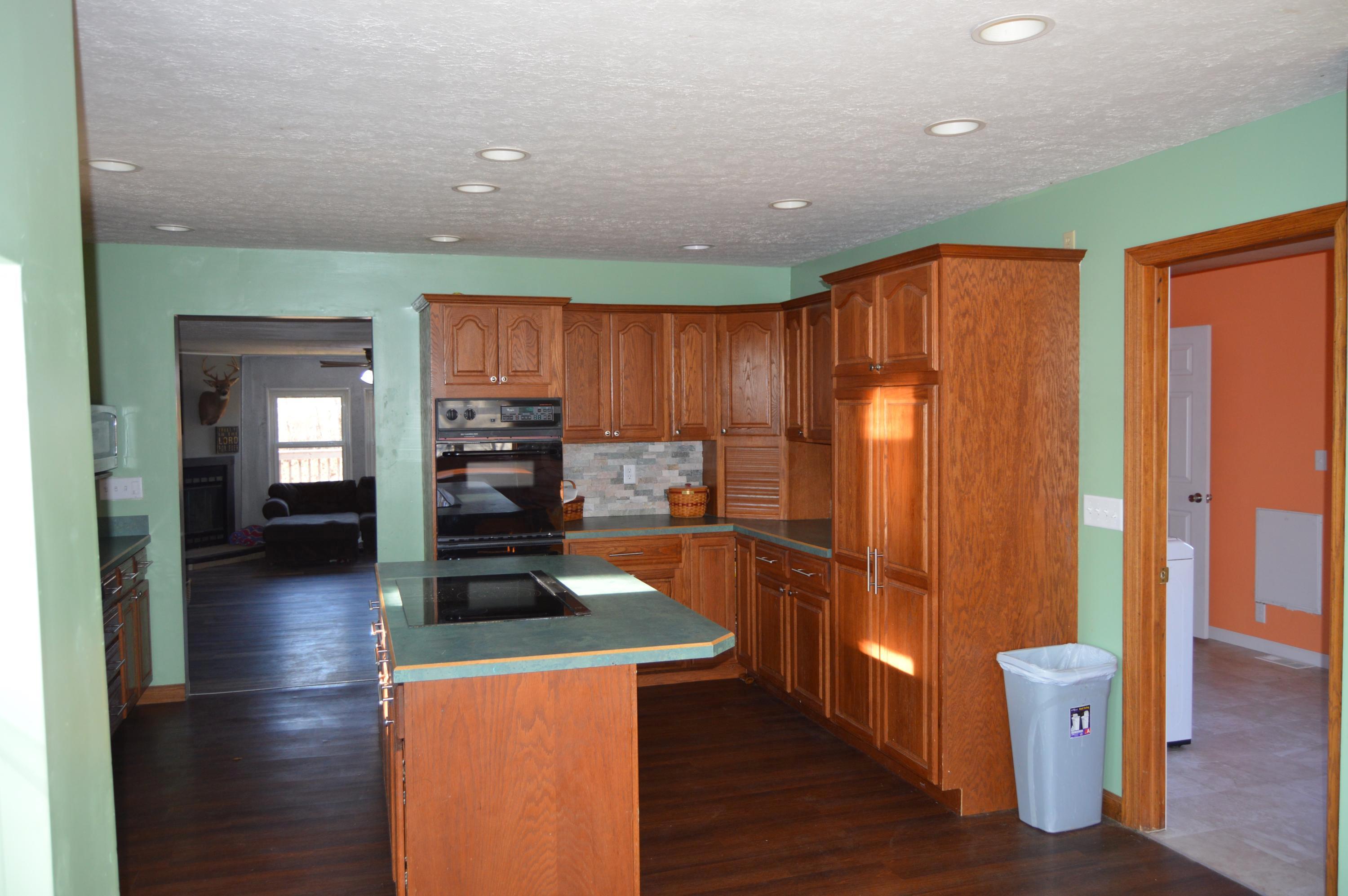 3325 Crawfis Road Southeast Lancaster, OH 43130 - Photo 14 of 31 Gallery Image 14