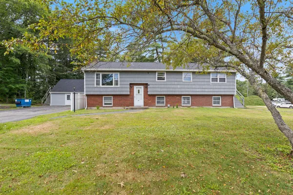 $725,000 | 15 Cedar Road, Eliot, ME 03903