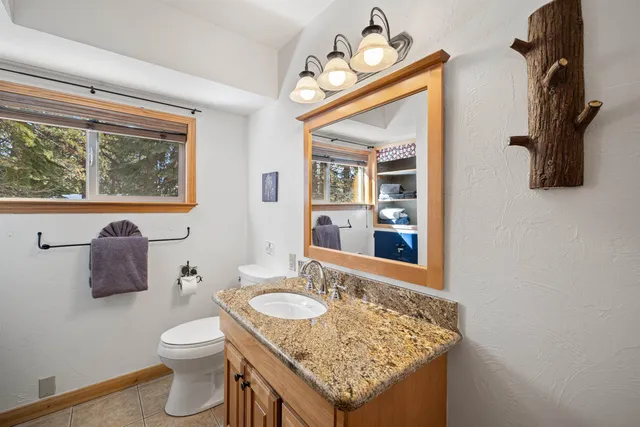 $860,000 | 312 Snowflake Avenue, Tahoe Vista, CA 96148