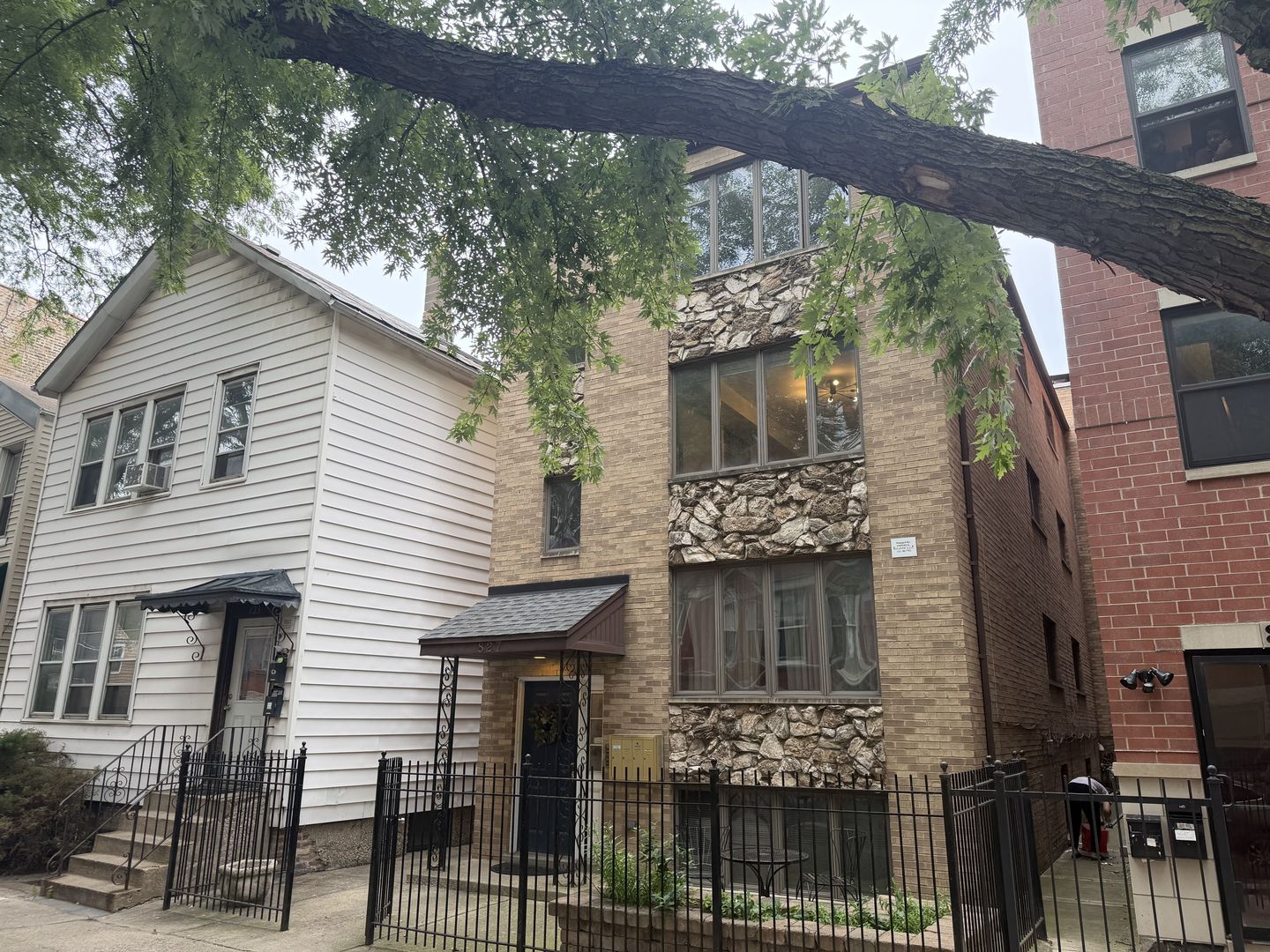 827 South Carpenter Street Chicago, IL 60607 - Photo 2 of 17 Gallery Image 2