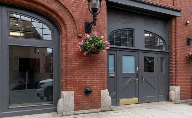 $249,900 | 18-22 Essex Street, Unit 22, Haverhill, MA 01832