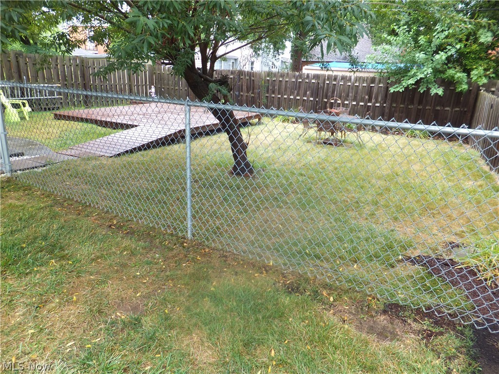 6222 Ridge Road Parma, OH 44129 - Photo 26 of 32