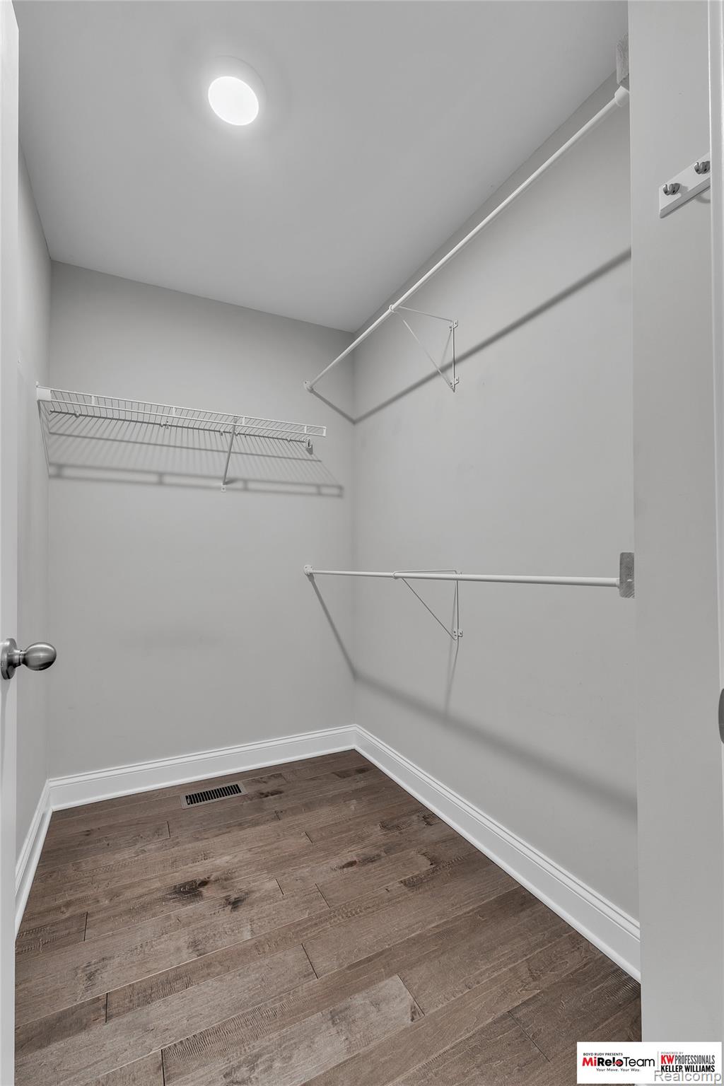 1909 Egret Pointe Howell, MI 48843 - Photo 20 of 45 egret-34.jpg